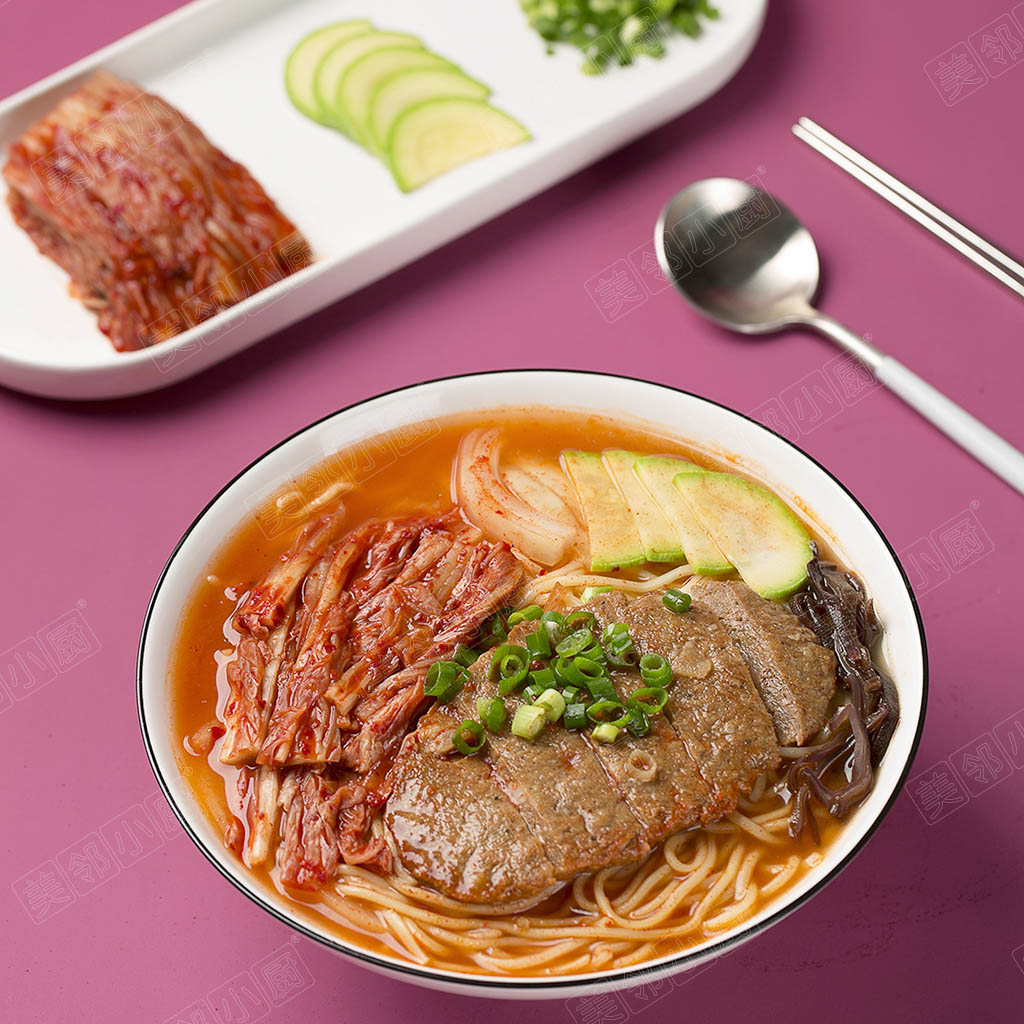 韓式泡菜牛排面